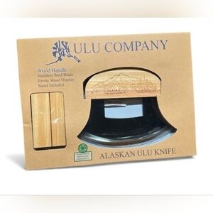 Alaskan Ulu Knife With Stand